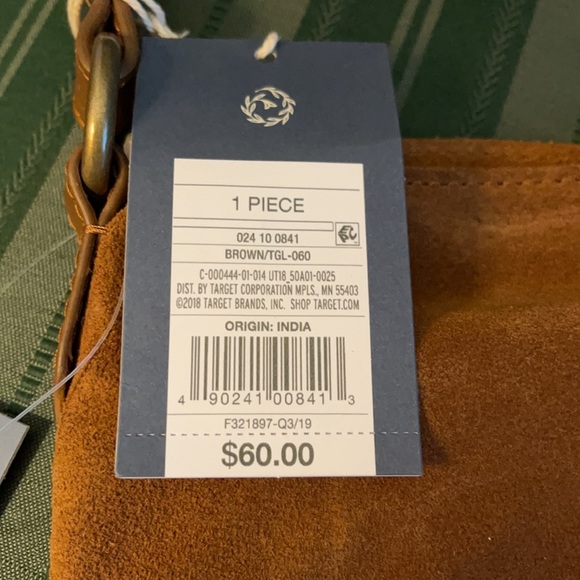 Universal Thread Handbag - Picture 2 of 3